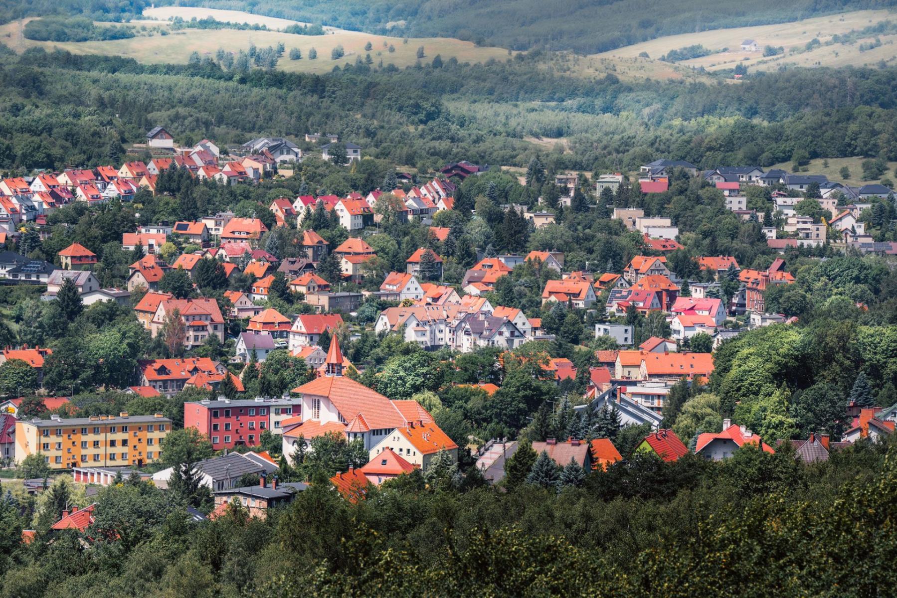 From Świeradów to the Valley of Palaces and Gardens: a slow, elegant day among parks and porticos
