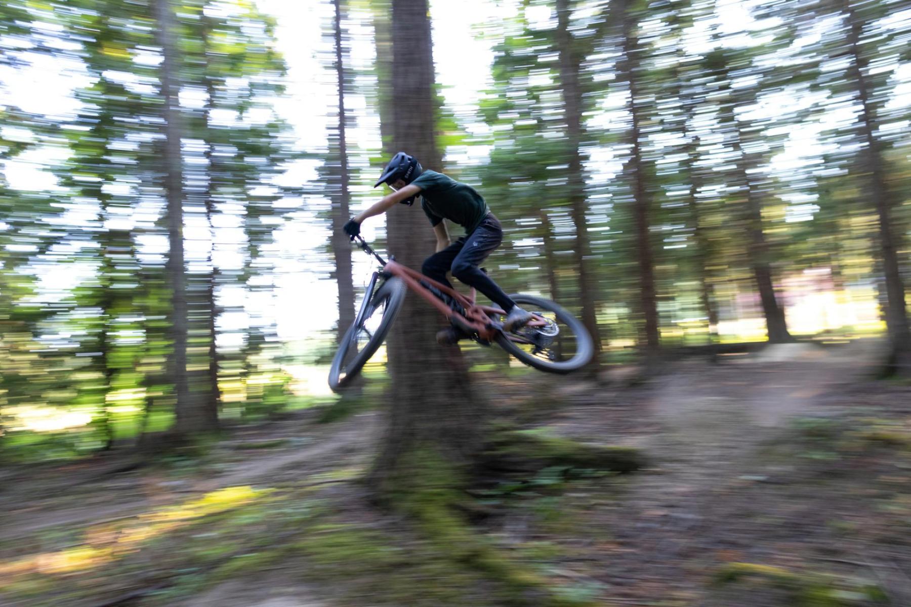 How Flow Is Made: The Anatomy of Izera Singletracks and the Bike Park — Design, Signage, Surface
