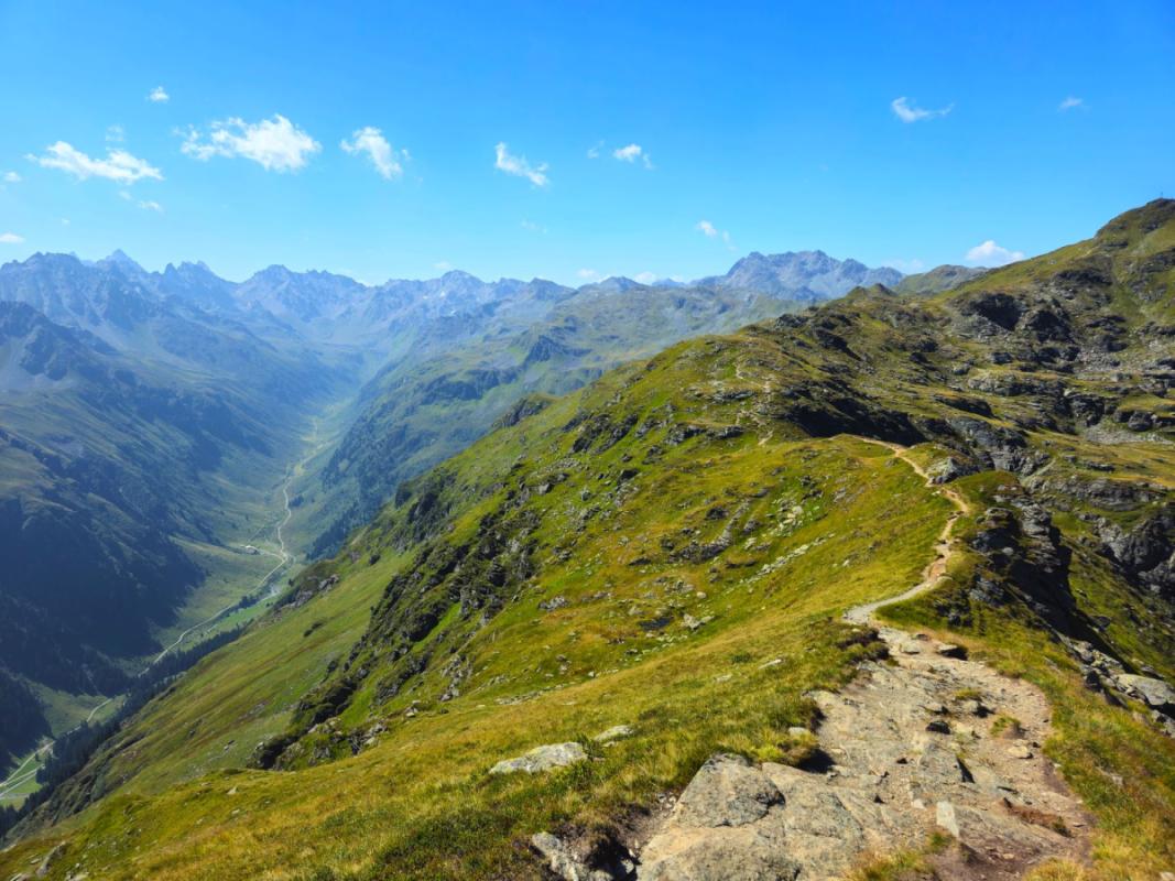 Trail forecast in the Izera Mountains: how to read the microweather of Hala Izerska, Smrk and Jizerka