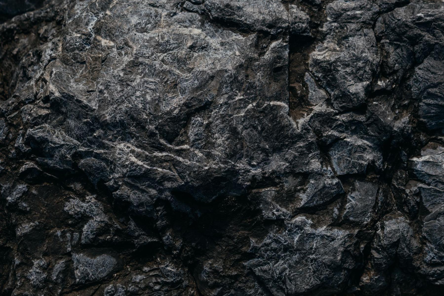 Granite, Basalt and Bogs: A Geotrail Guide to the Izers, the Karkonosze and the Czech Jizerské hory