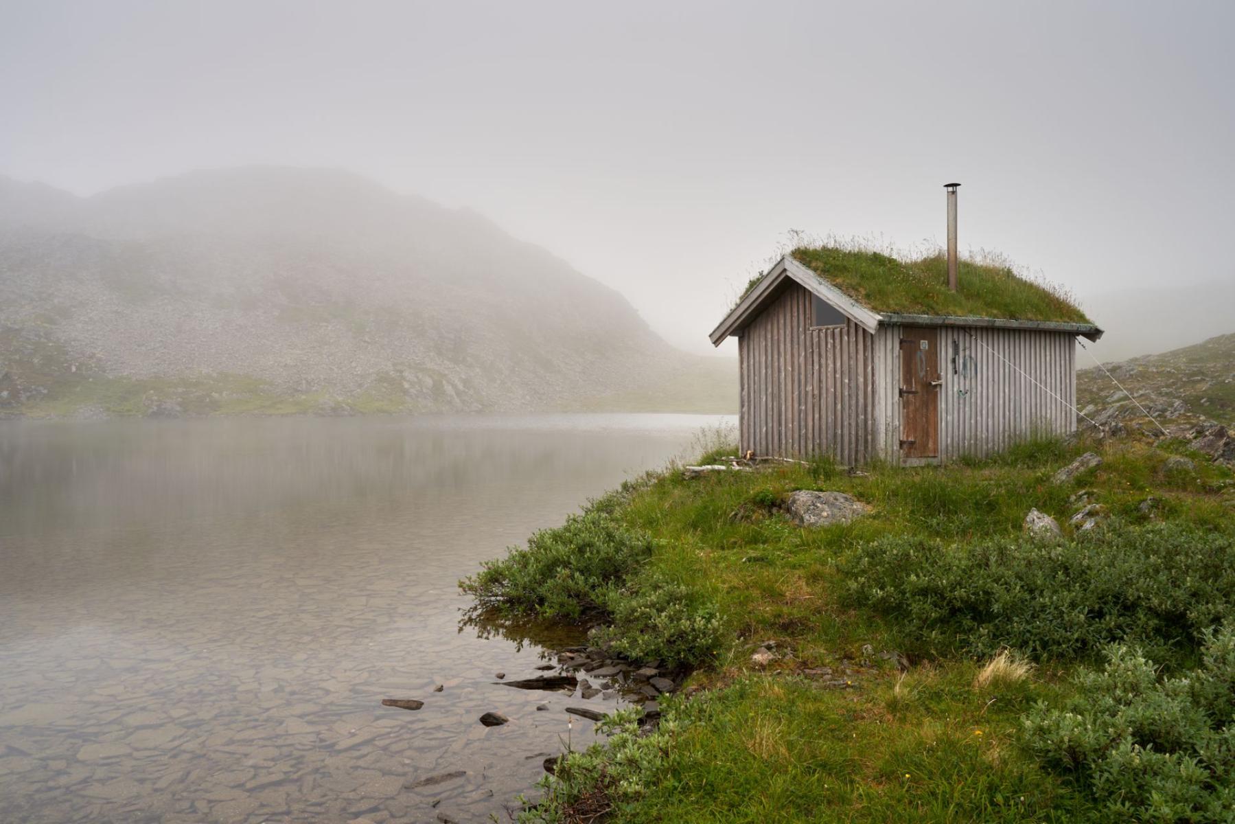 Watersheds under the roof: Western Sudetes mountain huts as a lesson in the rivers between the Oder and the Elbe