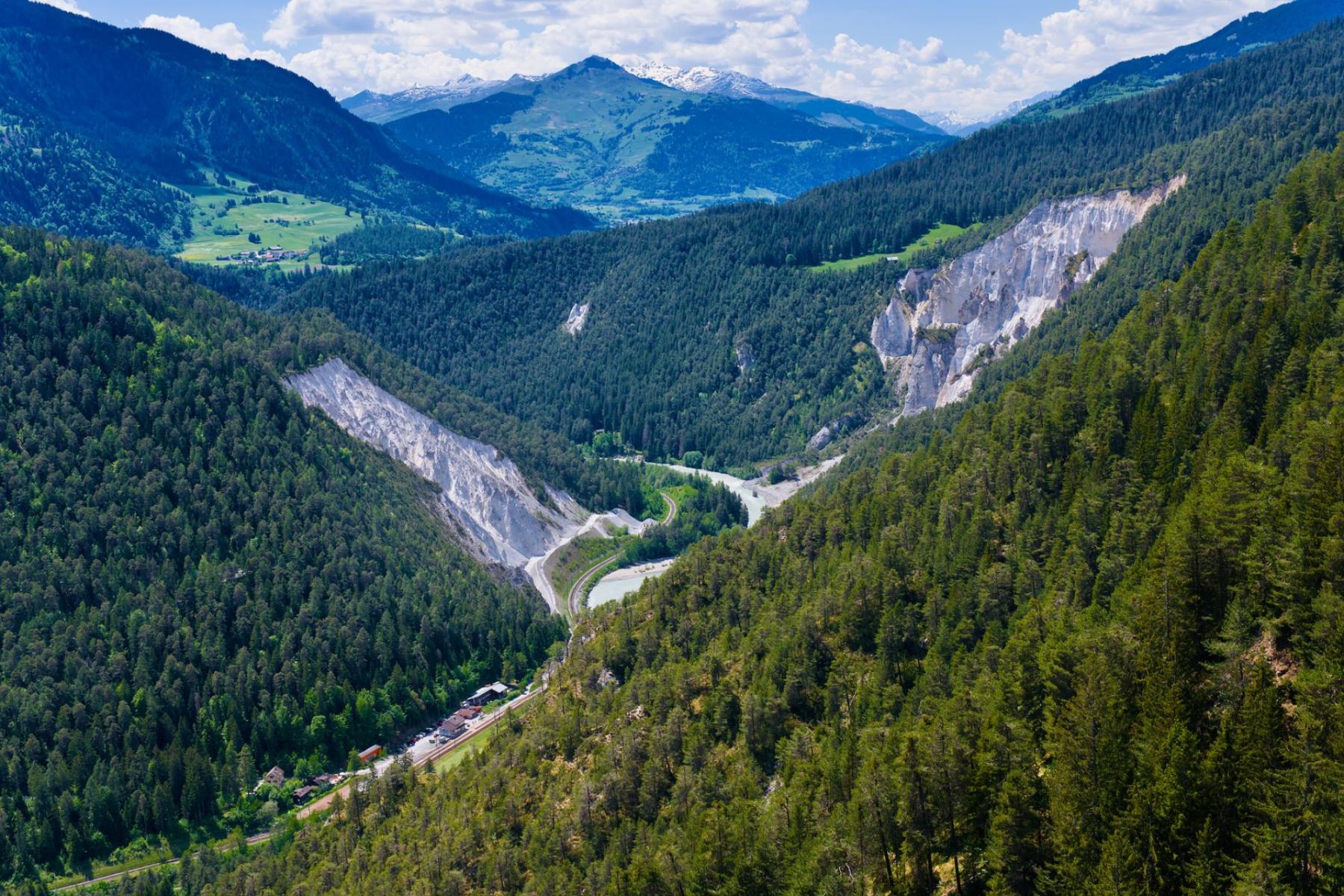 Bahn, Mühle und einstiges Grenzland: 3 oder 5 Tage Alltag rund um Świeradów-Zdrój