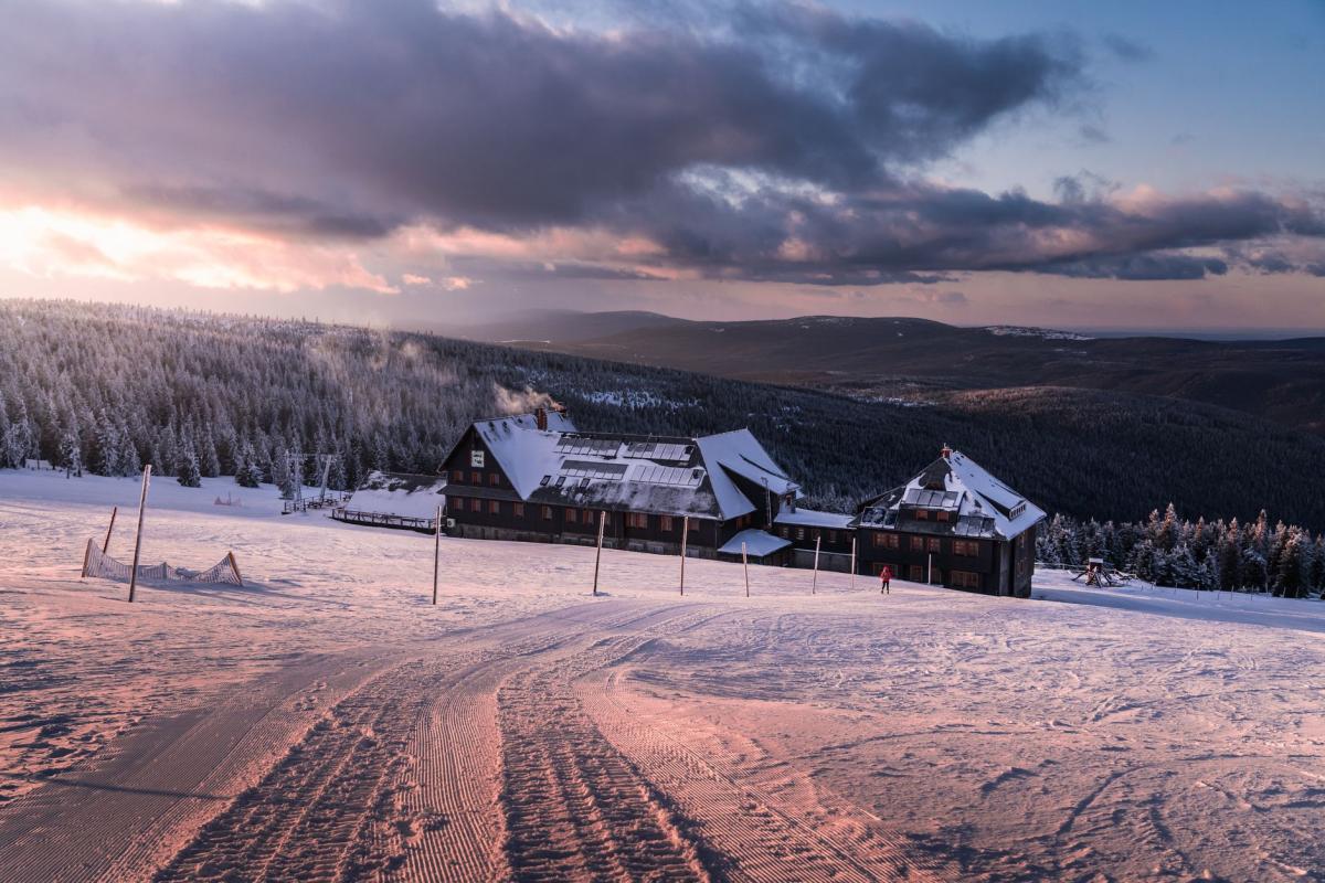 Sudeten Mountain Huts Without Barriers or Illusions: How to Truly Assess Access, Accommodation and Food