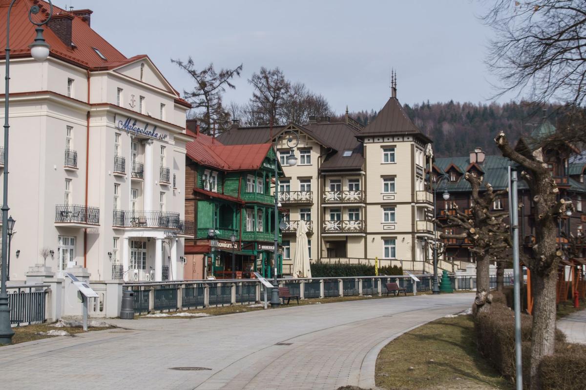 Świeradów-Zdrój podle mapy: jak číst Jizeru při běhu, chůzi a jízdě