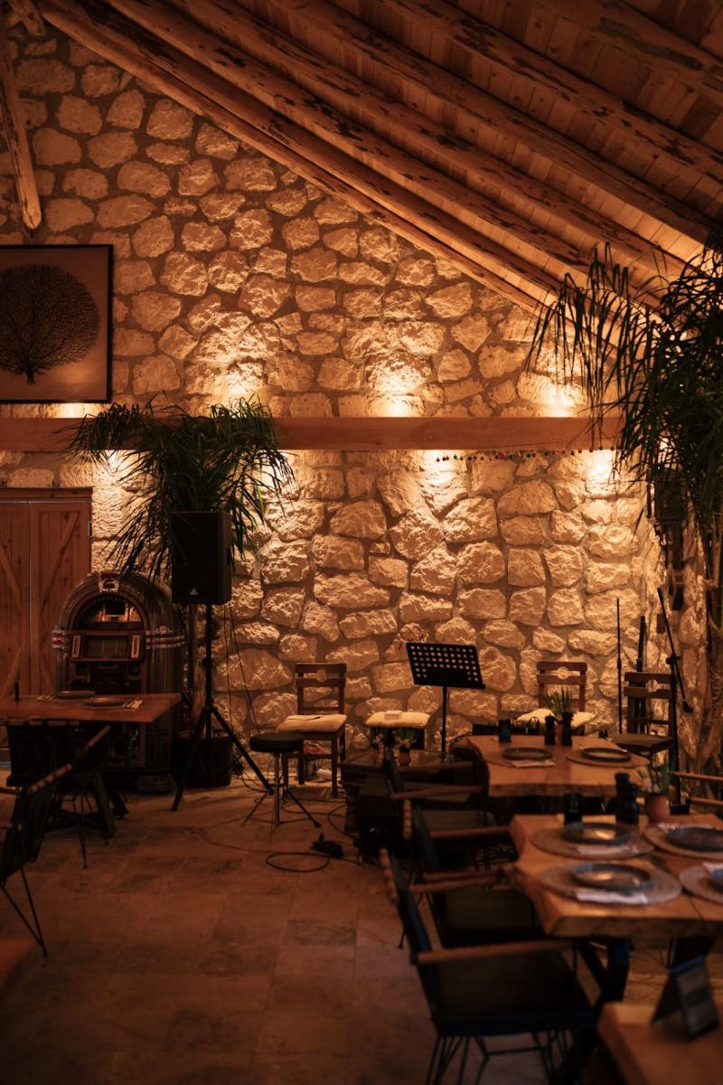 Hala Spacerowa Café